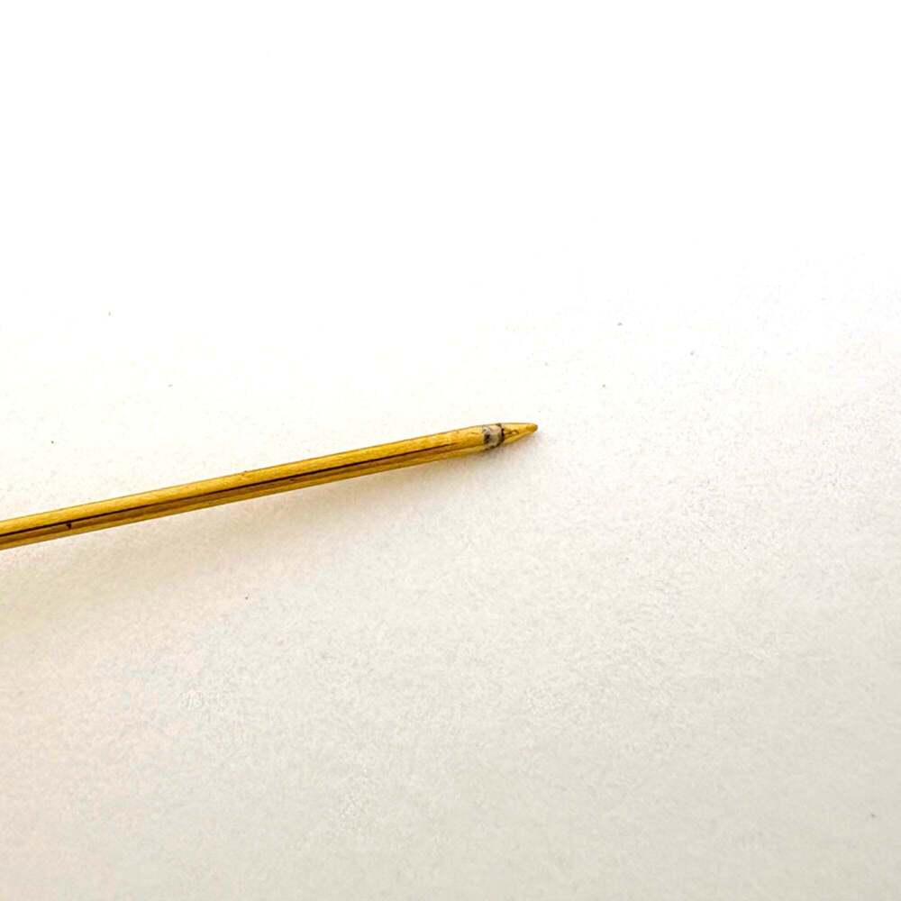 CHANEL Gold Logo Brooch - Picture 5 of 6